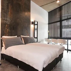 Midtown Aparthotel